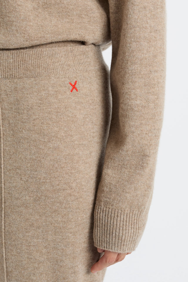 Warm-Oatmeal Wool-Cashmere Cuffed Joggers image 2