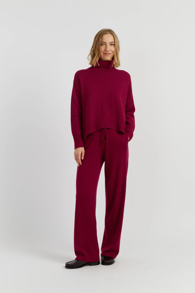 Cherry Pure Cashmere Relaxed Rollneck Sweater image 2