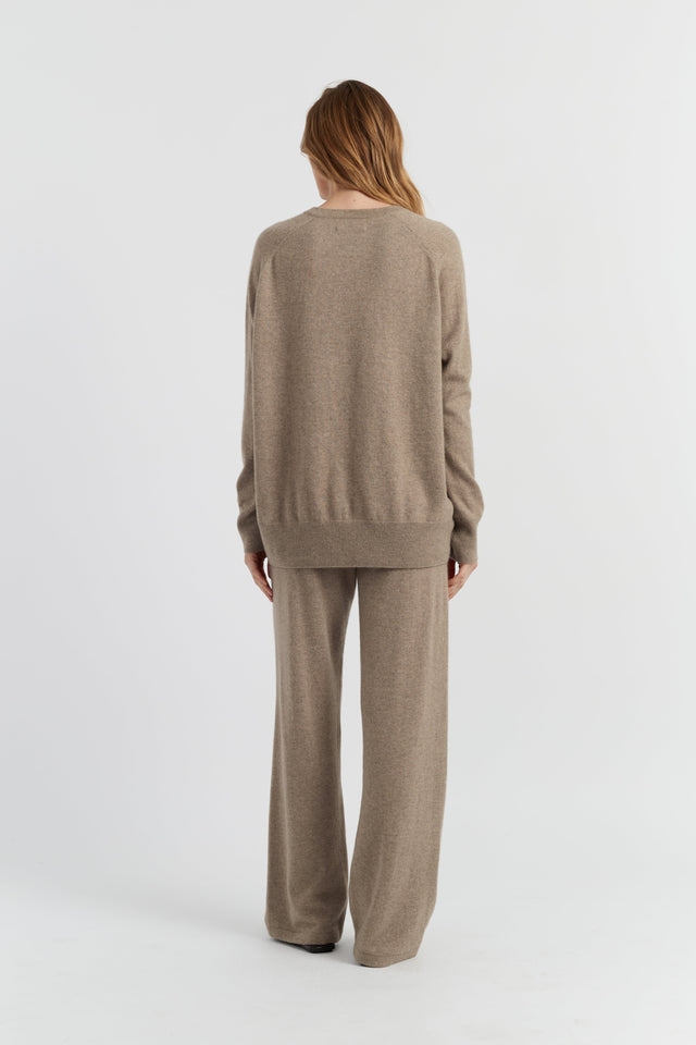 Warm-Oatmeal Pure Cashmere Slouchy Sweater image 2
