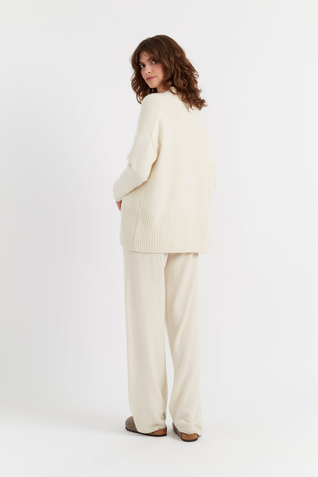 Cream Pure Cashmere Comfort Sweater image 3