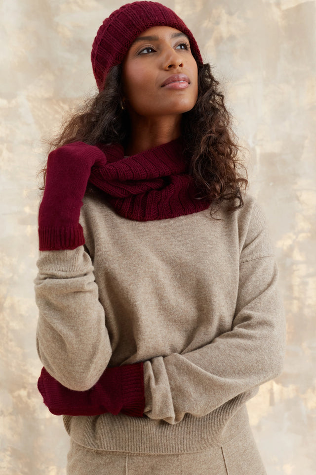 Claret Wool-Cashmere Snood image 4