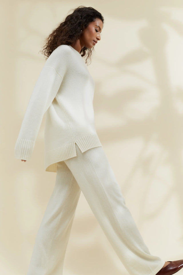 Cream Pure Cashmere Chunky Crew Neck Sweater image 3