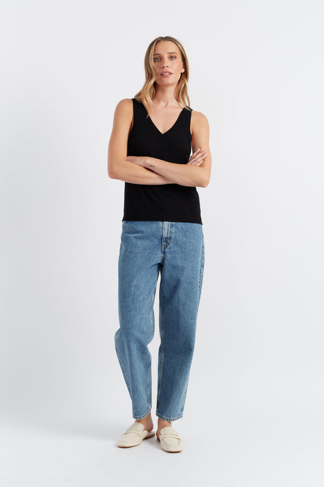 Black Pure Merino Vest image 3