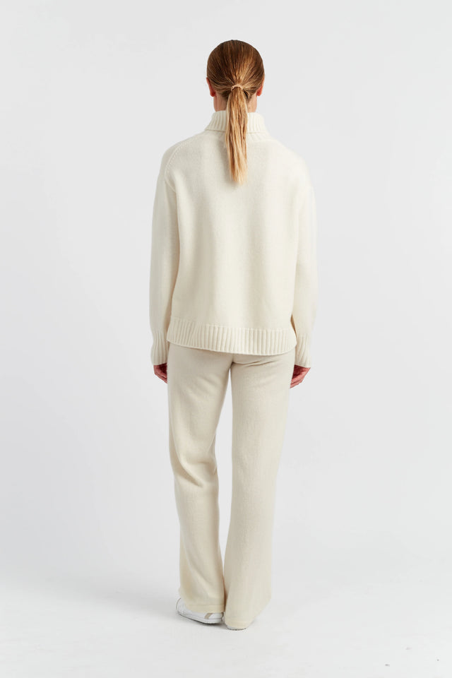 Cream Pure Cashmere Chunky Crew Neck Sweater image 9