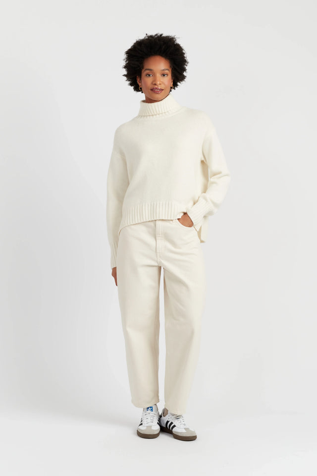 Cream Pure Cashmere Chunky Crew Neck Sweater image 11