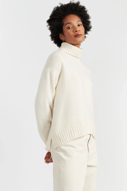 Cream Pure Cashmere Relaxed Rollneck Sweater