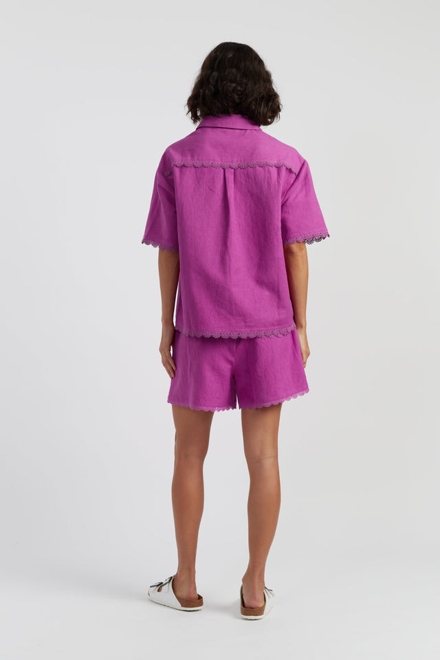 Magenta Linen-Blend Scallop Edge Shorts image 3